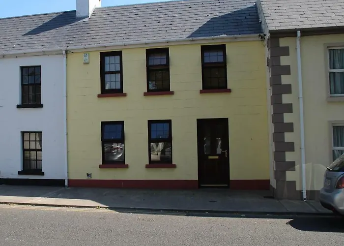 Erin\'S Town House