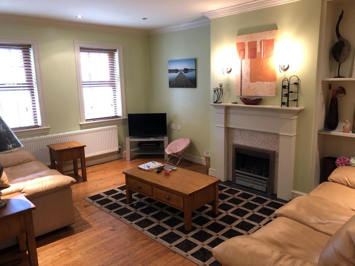 Holiday home Erin's Town House Malin