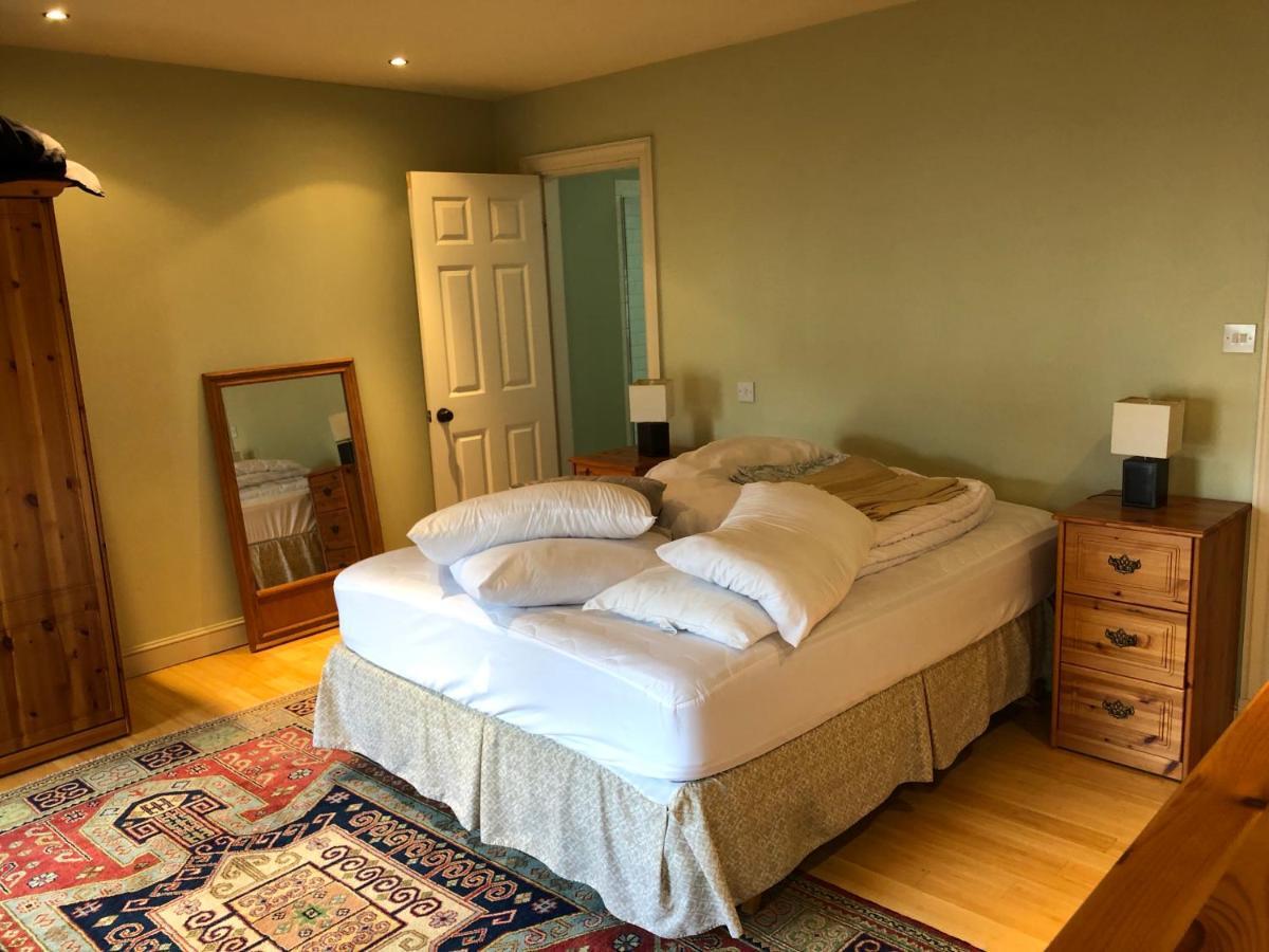 Erin's Town House * Malin